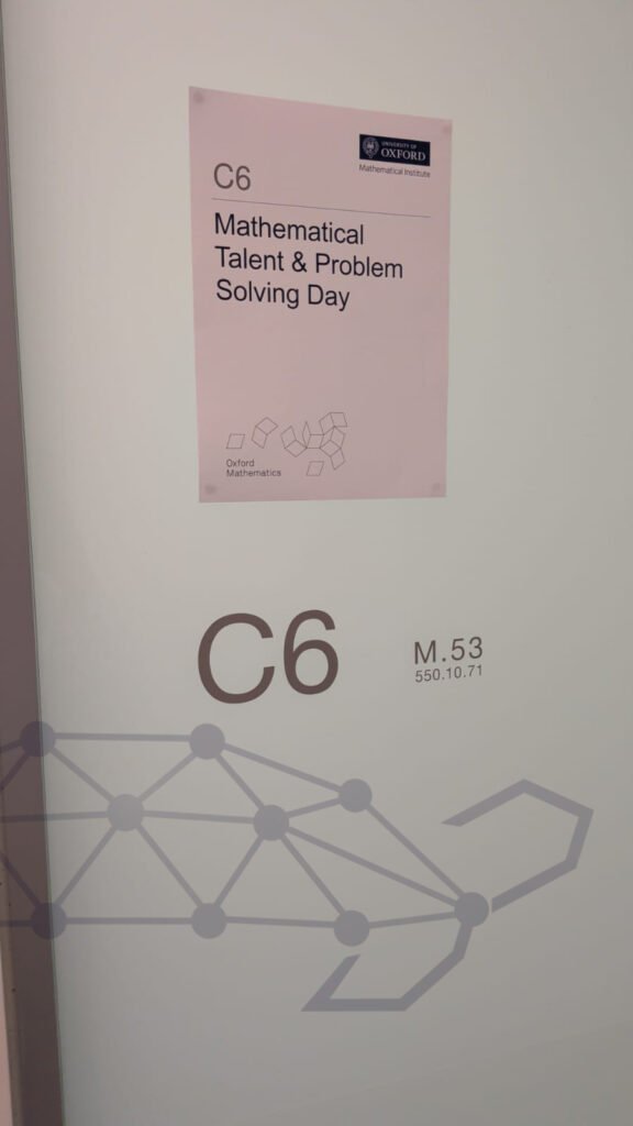 Día 10: Oxford, matemáticas y una sorpresa para Sir Roger Penrose whatsapp image 2026 09 01 at 14.57.35