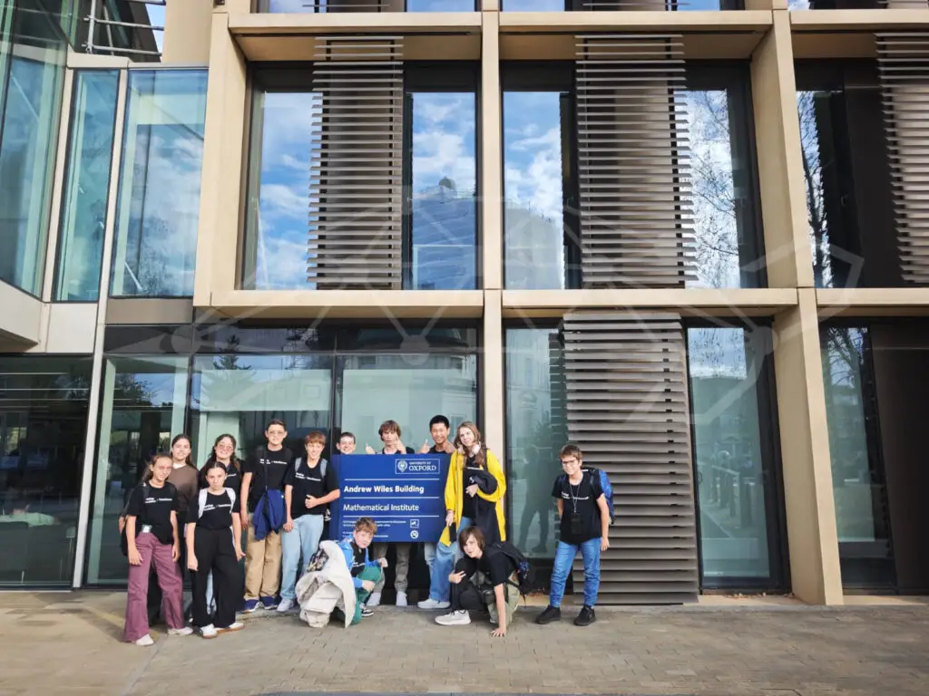 Día 10: Oxford, matemáticas y una sorpresa para Sir Roger Penrose whatsapp image 2026 09 01 at 18.41.14 (1)